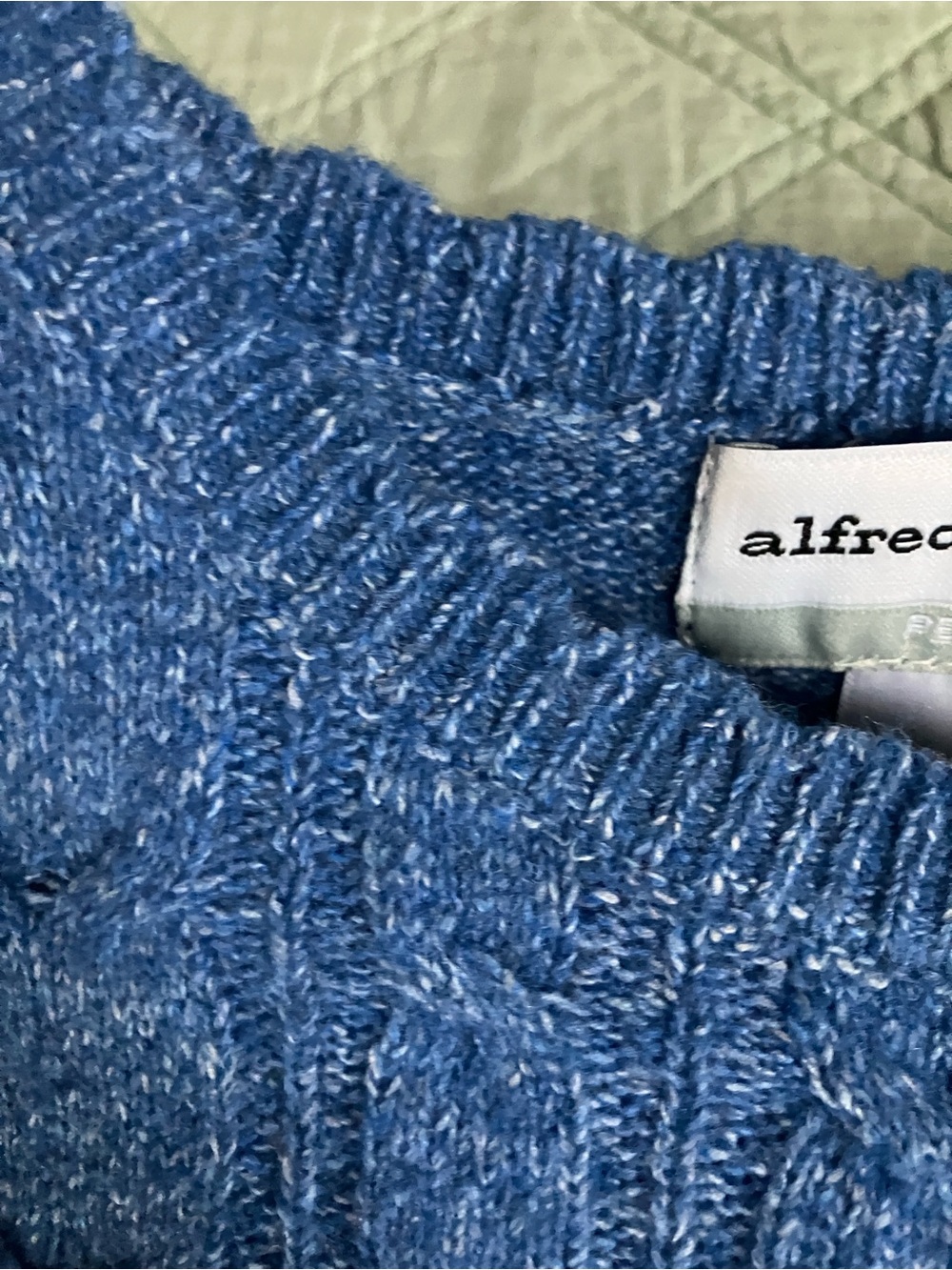 Blue Sweater - Picture 5 of 6